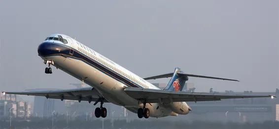 盘点中国民航自1980年以来的37次重大空难，已造成2500人遇难