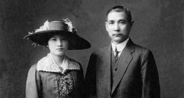 1915年，孙中山和宋庆龄结婚，宋父却为何要给孙中山下跪？