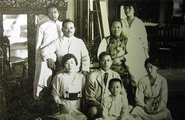 1915年，孙中山和宋庆龄结婚，宋父却为何要给孙中山下跪？