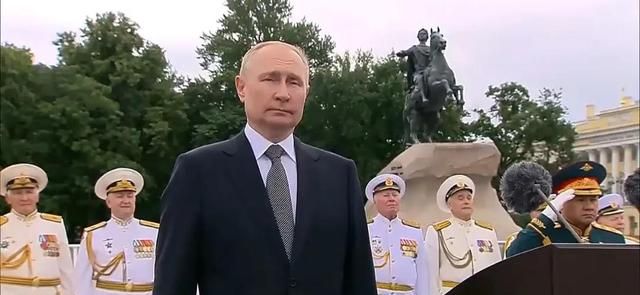 2022年俄罗斯海军节阅兵式圣彼得堡--阅兵式全过程译文