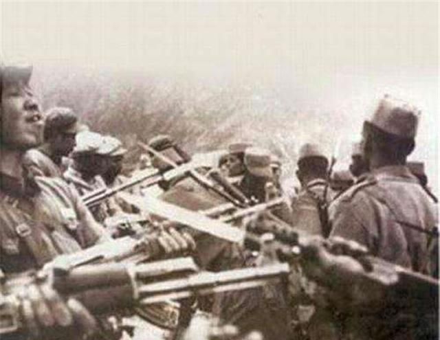 1962年中印冲突，32天全歼印度大军，中国完胜后其他国家什么反应