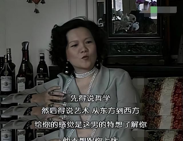 名门痞女洪晃：28岁嫁陈凯歌，经历3段婚姻，今61岁成俩娃的妈