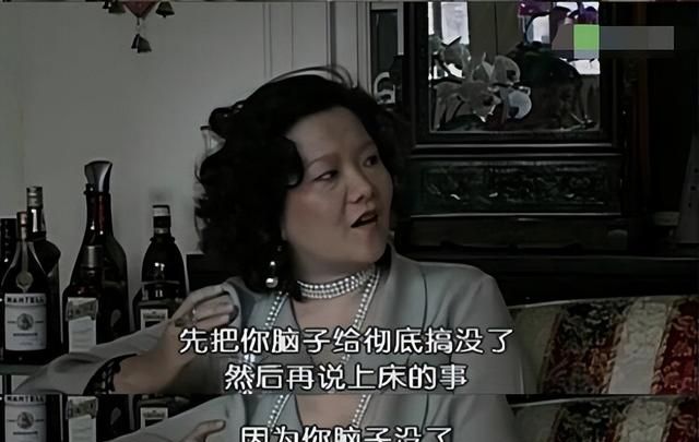 名门痞女洪晃：28岁嫁陈凯歌，经历3段婚姻，今61岁成俩娃的妈