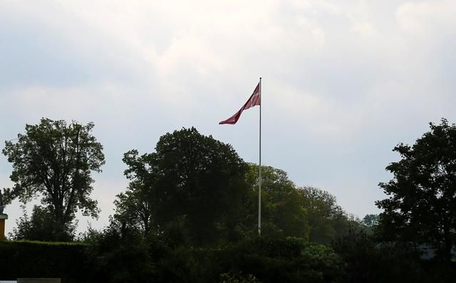 至今已有800年的世界上最古老、最有历史意义的国旗，丹麦国旗