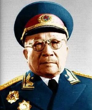 开国十大将军，谁对红军长征做出贡献最大？