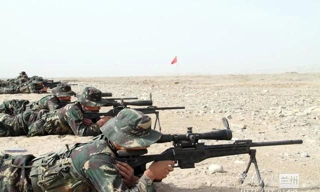 售价12000元！97步枪现身也门黑市，被叫“中国M4”｜轻武专栏