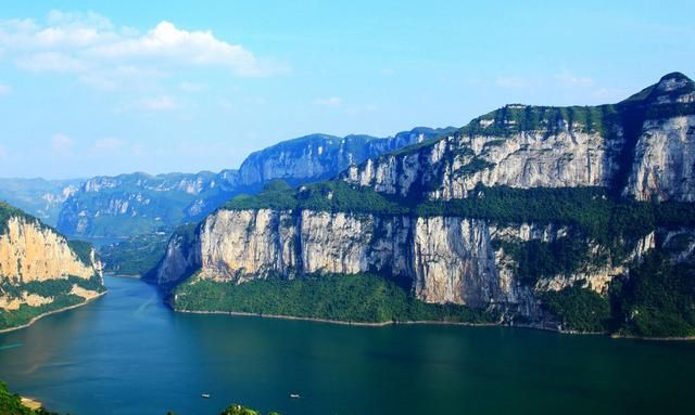 乌蒙山地区：贵州的屋脊，也是贵州最适合避暑旅游的地区