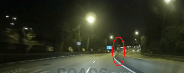 视频｜新加坡半夜驾车遇长发女鬼！夜间驾车遇到的那些灵异事件！