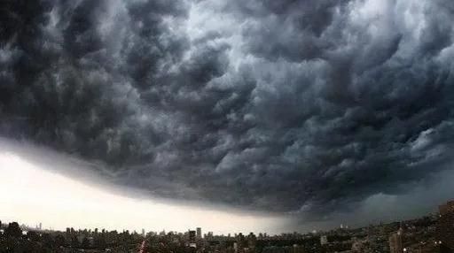 历史上最罕见的10大怪异天气现象，太阳风暴恐怖吗