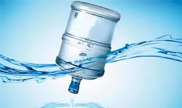 喝纯净水好还是自来水好？纯净水检测标准是什么？