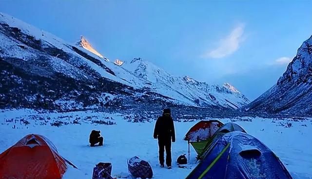 91年17位登山者遇难，7年后发现日记，遇难者死前经历充满诡异