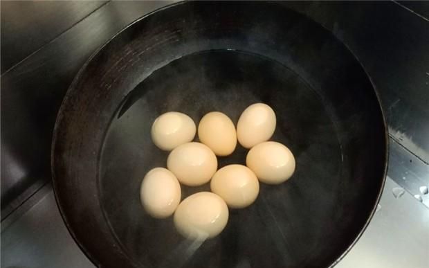 煮好的鸡蛋，不要直接吃，教你新吃法，一顿做10个不够吃，真香
