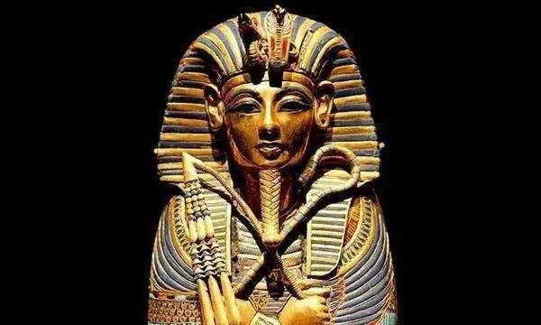 1991年，专家在金字塔中，发现人造心脏的木乃伊，堪称无厘头谣言