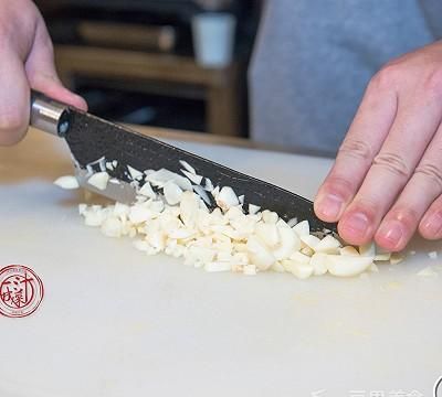 橙香烤鸡，3种家常配料就能做