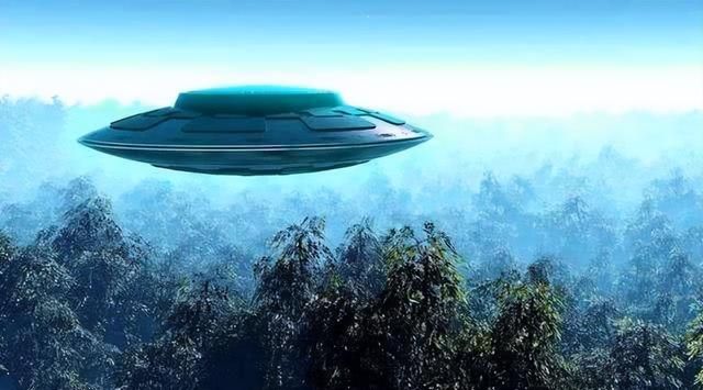 真有UFO？美国调查者报离奇经历：10米大坠毁UFO内部却大如足球场