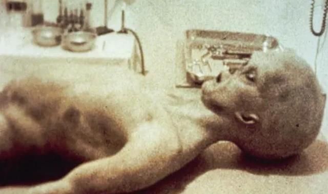 英国调查员研究罗斯威尔事件，称美国曾秘密调查“真正的外星人”