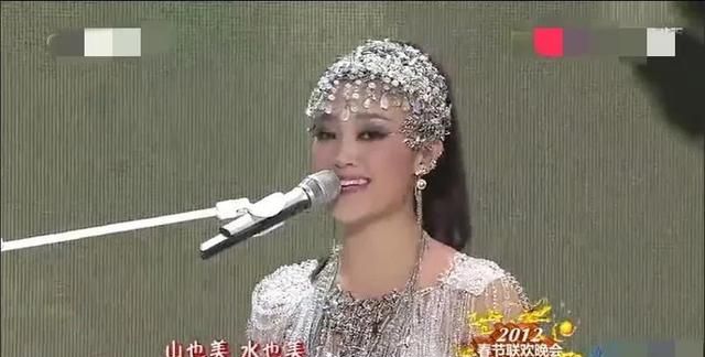 看看2012年春晚的歌唱演员