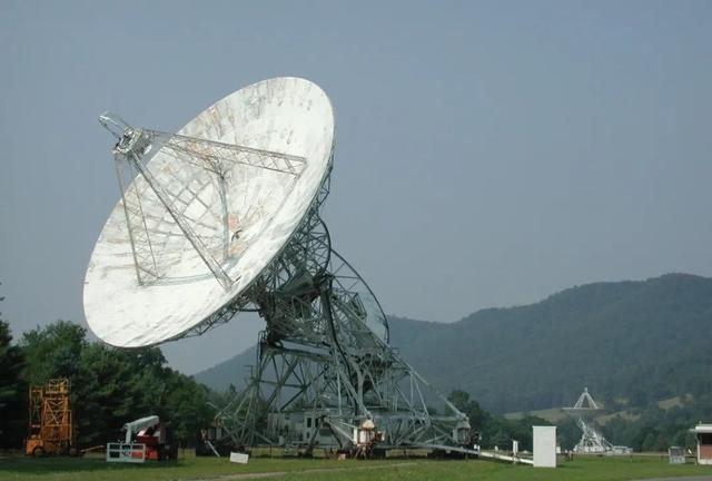 “红岸基地”不止是科幻：在电波中，我们寻找外星文明
