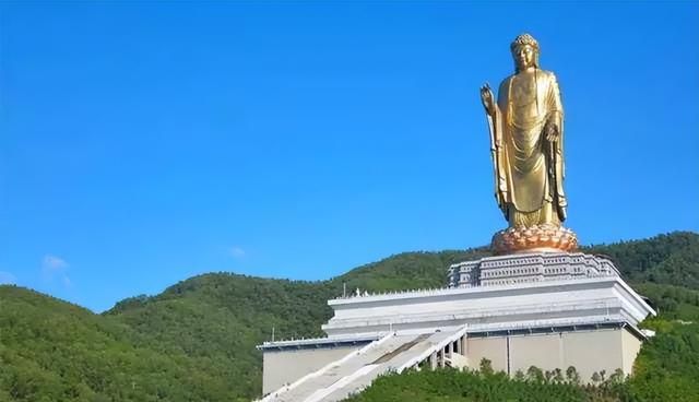 世界上三大“诡异”佛像，其中两座都在中国，游客：晚上看更吓人