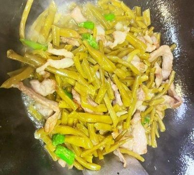 巨无敌下饭菜 夏日下饭神器 酸豆角炒肉