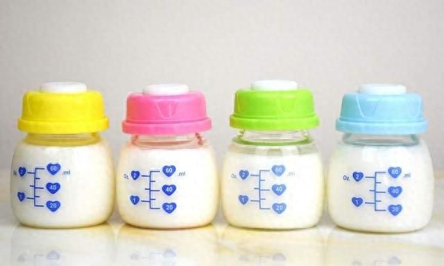 月子期奶水多，冷藏冷冻留宝宝以后吃，如何判断母乳是否变质呢？