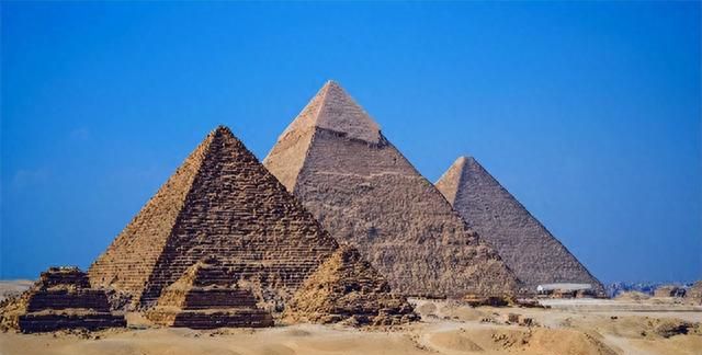 不可能的奇迹：对大金字塔的最新研究声称人类文明无法建造它们