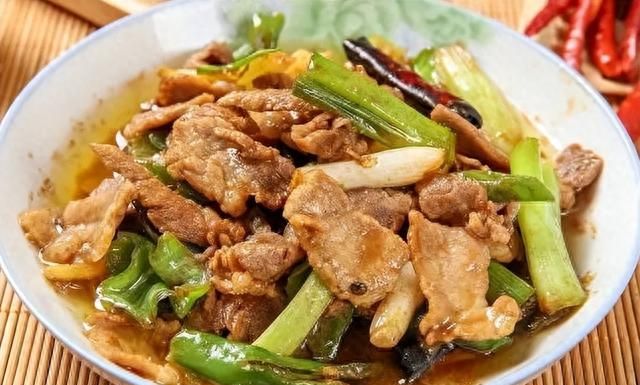 炒瘦肉有技巧，大厨分享“万能口诀”，瘦肉嫩滑鲜香，比饭店还香