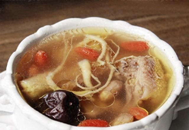 人参汤的13种做法，人参是滋补中的佳品，做法简单美味又营养