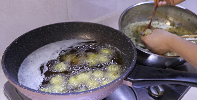 天冷最爱这样吃绿豆，三天两头做一锅，上桌连汤汁都不剩，真香