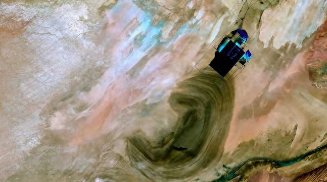 干涸已久的“死亡之海”罗布泊，为何如今碧波荡漾？水是哪来的