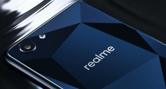 海外起家的OPPO独立品牌Realme宣布回归国内，也主打性价比丨钛快讯