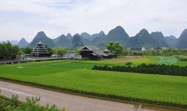 网友恶解《桃花源记》，细节让人冒汗，细思极恐，陶渊明想说什么