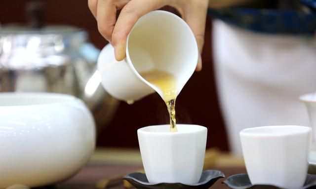 关于茶叶的十大基本常识，你了解过多少？赶紧来看有没有被骗